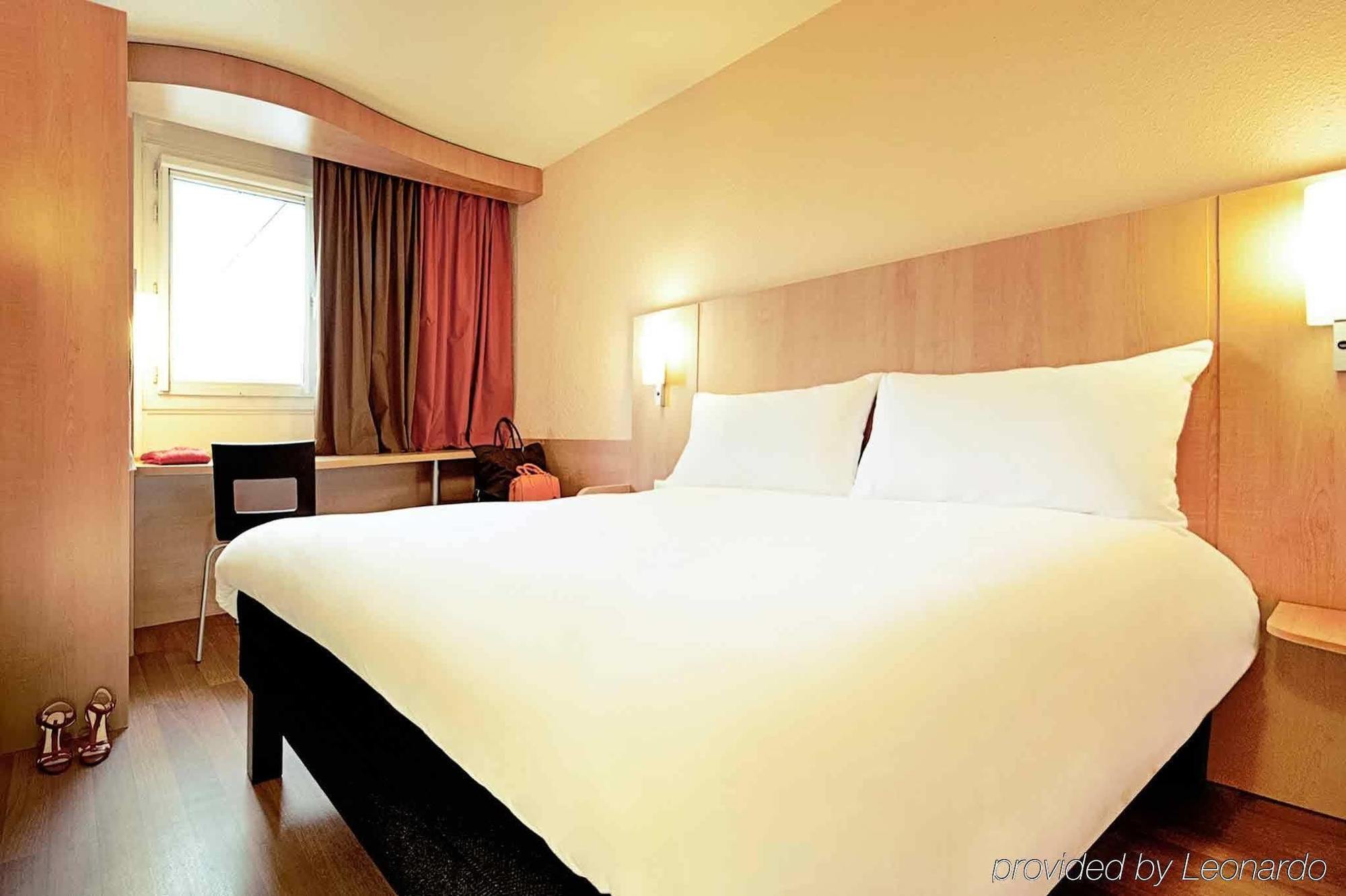 Ibis Hotel 3*