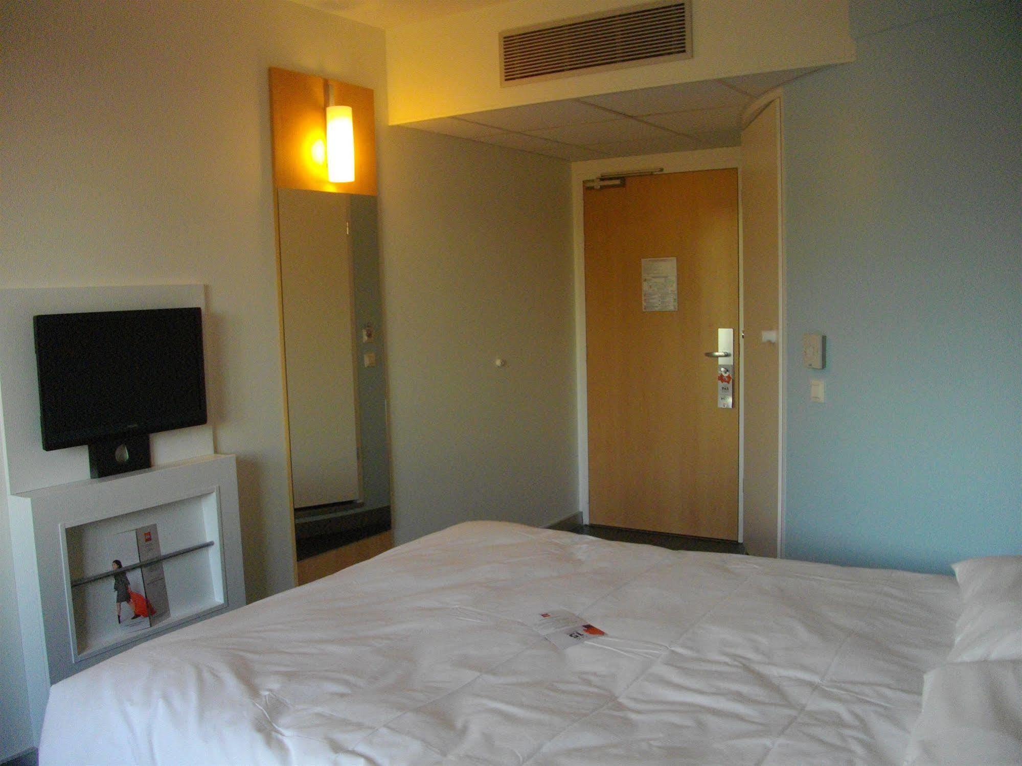 Ibis Hotel